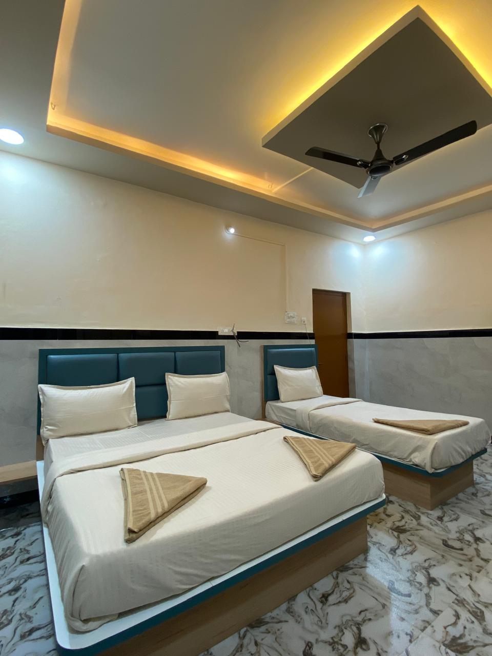 Family room at Tirumal Lodge Saundatti