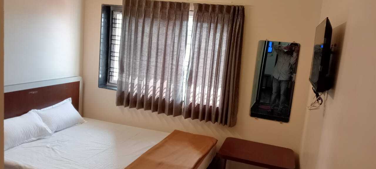 Lodge room, Tirumal Lodge Saundatti